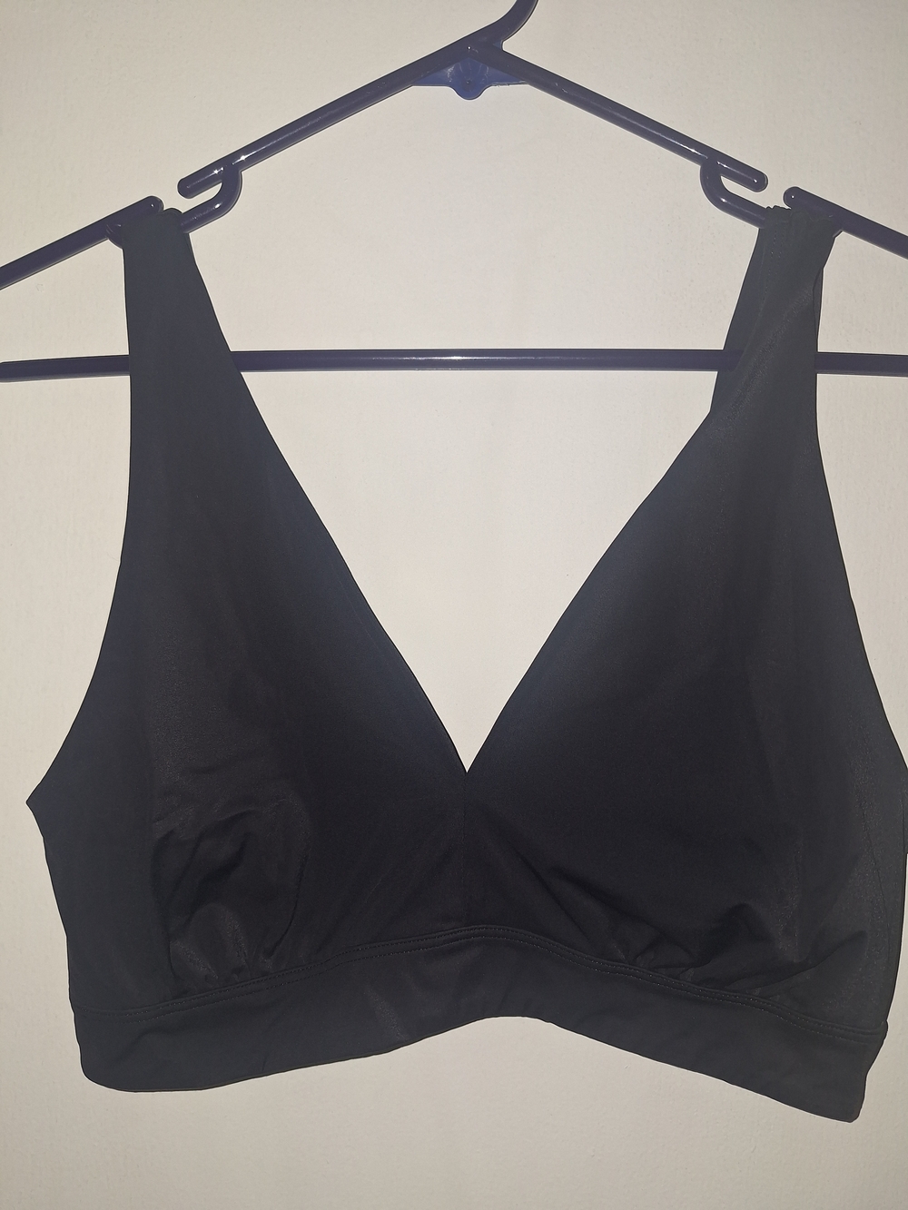 Old Navy Black Wireless V-Neck Bralette